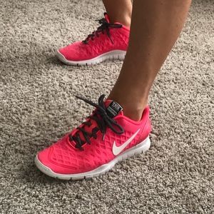 Neon Pink Nike Free TR Fit